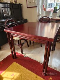 Tavolo da pranzo legno massello con 6 sedie tonet
