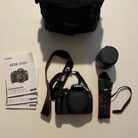 Fotocamera canon eos 1200D con accessori