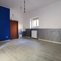 Locale Commerciale - San Nicola la Strada