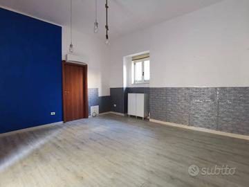 Locale Commerciale - San Nicola la Strada