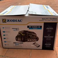 ROBOT  con  WI-FI  per piscina