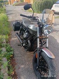 Moto Guzzi V9 Bobber