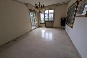 5 LOCALI A MONTECCHIO EMILIA