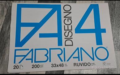 18 fogli da disegno ruvidi +2lisci