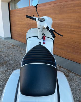 Sella sportiva vespa px 125