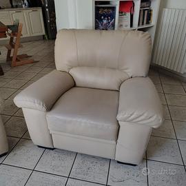 Poltrona similpelle