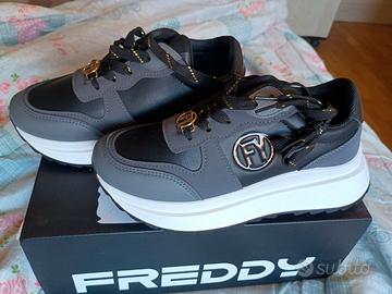 Scarpe originali Freddy