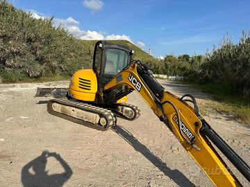 Escavatore JCB 55 quintali