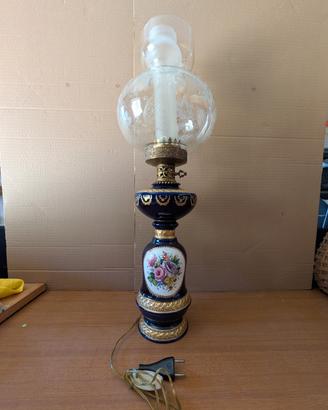 Lume xx secolo porcellana decorato blu elettrico.
