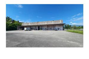 Immobile di 5350 m² con 4 locali a Cesiomaggiore
