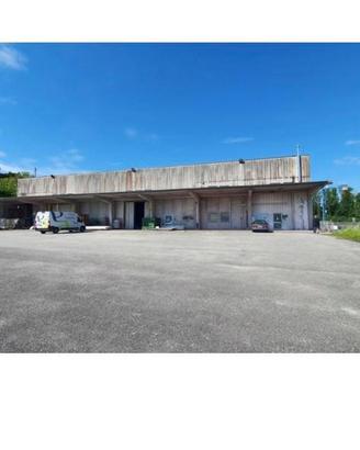 Immobile di 5350 m² con 4 locali a Cesiomaggiore