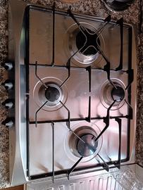 Piano cottura 4 fuochi 