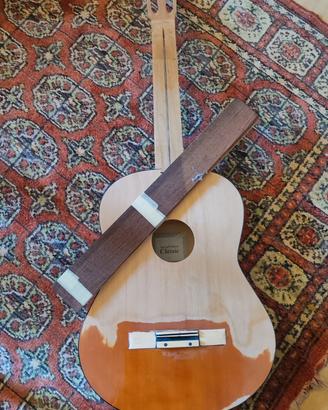 Chitarra classica da completare 