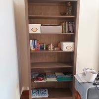 librerie e scrivania Ikea come nuove