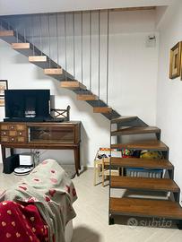 Scala interna a giorno acciaio-legno a Rieti