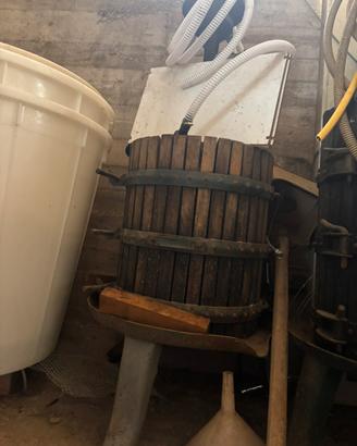 Torchio per vino
