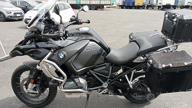 R 1250 GS ADVENTURE TRIPLE BLACK