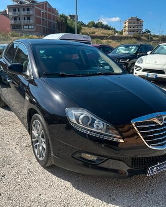 Lancia Delta 1.6 MJT DPF Gold