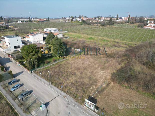 Terreno edificabile - Castelnuovo del Garda