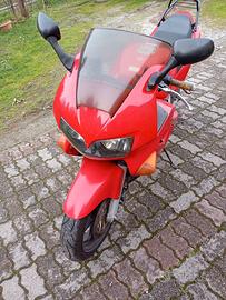 Honda VFR 800 - 1999