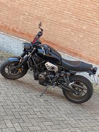 Yamaha XSR700 del 2018 con 8.000 km originali