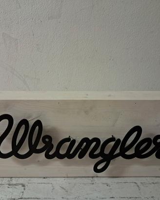 insegna luminosa pubblictaria wrangler