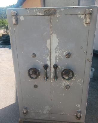 cassaforte storica  30 quintali