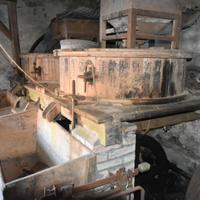 Antico Mulino Completo Macine in Pietra Meccanismi