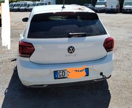 VOLKSWAGEN Polo Benzina R line 2021