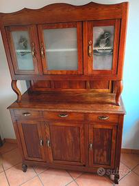 credenza con vetrina