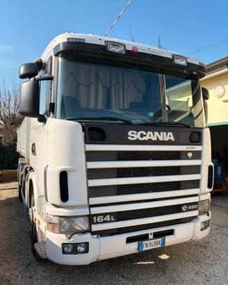 Scania 164 scarrabile