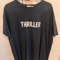 T-shirt thriller