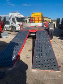 Iveco stralis pianale con rampe