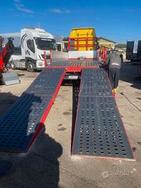 Iveco stralis pianale con rampe