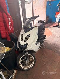 Yamaha Aerox da competizione