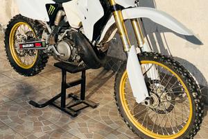 Suzuki Rm 250 2 tempi 2007 TARGATO