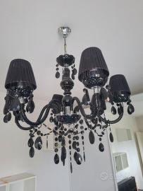Sinfonia Gotica: Lampadario Nero Chic con Pendenti