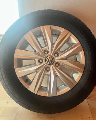 Cerchi lega originali Volkswagen + gomme nuove