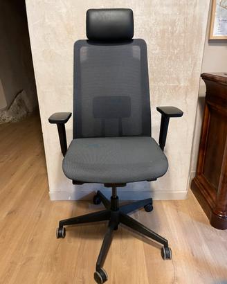 Sedia da ufficio ergonomica