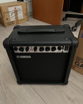Amplificatore Yamaha GA-15