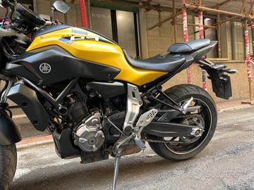 Yamaha MT-07 garanzia gomme nuove