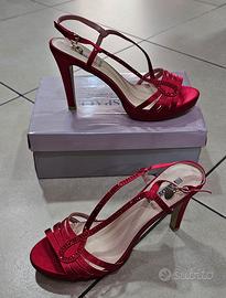scarpe con tacchi rosse