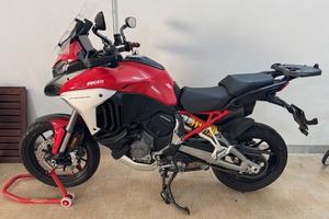 Ducati Multistrada V4S Travel & Radar