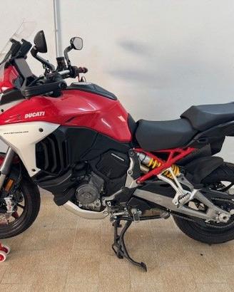 Ducati Multistrada V4S Travel & Radar