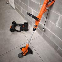 Tagliaerba elettrico B&D e forbici elettriche 