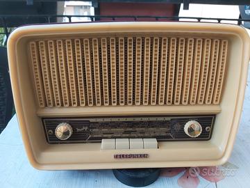 RADIO A VALVOLE TELEFUNKEN MEKY CON FM-OM- FUNZION