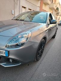 auto alfa romeo giulietta
