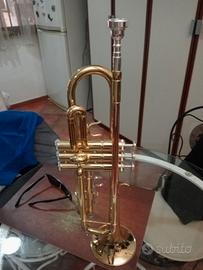 strumento musicale (tromba).