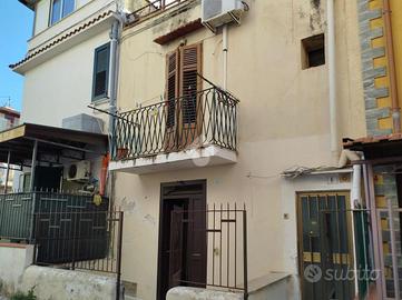 2 LOCALI A PALERMO