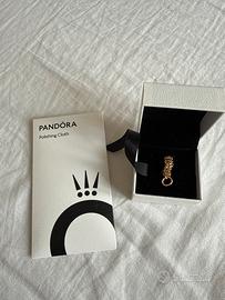 Guanto infinito pandora thanos oro